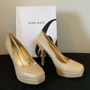 Nine West Hope Float Pumps